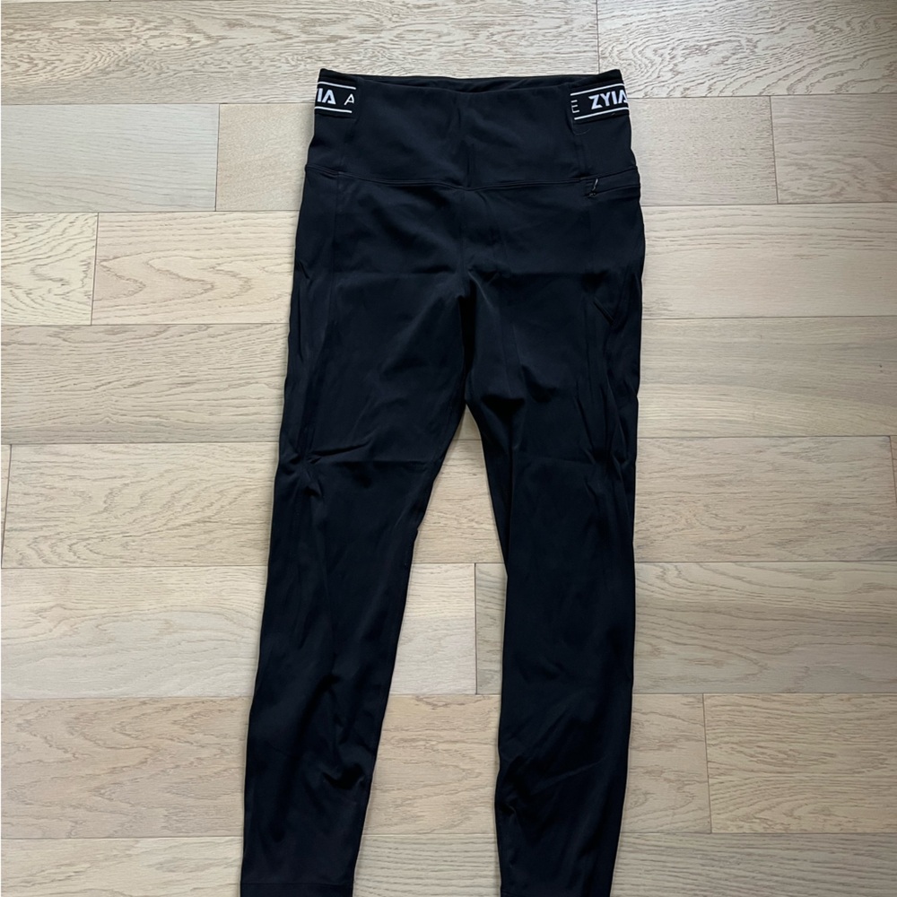 ZYIA Black Active Leggings